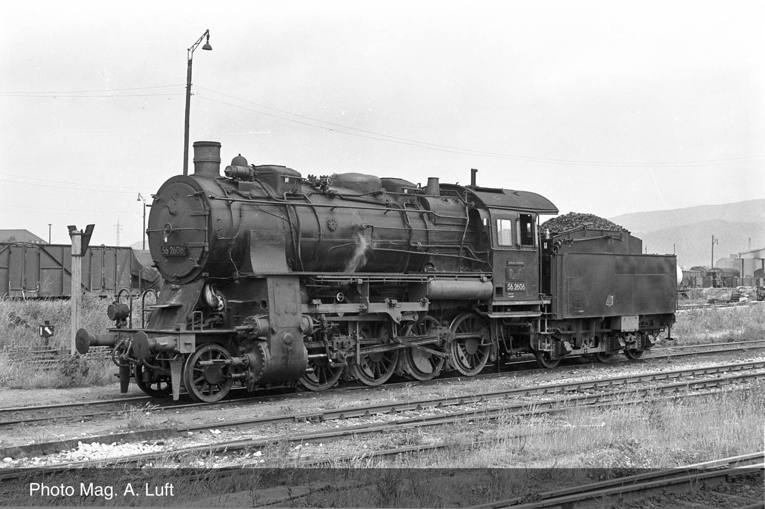 021-HR2890 - H0 - DR, Dampflok Baureihe 56.20, in schwarz/roter Lackierung, Ep. III